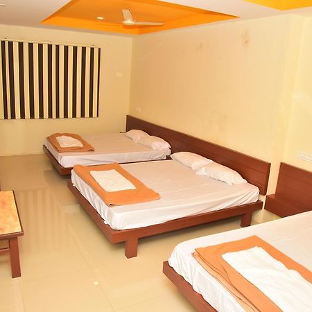 Bright Palace Restaurant And Residency Otel Shimoga Dış mekan fotoğraf
