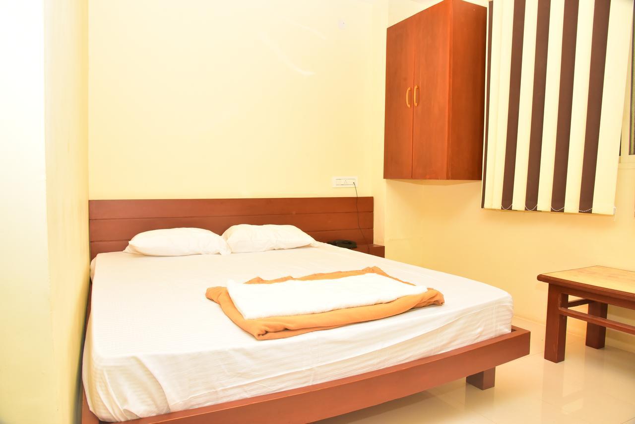 Bright Palace Restaurant And Residency Otel Shimoga Dış mekan fotoğraf